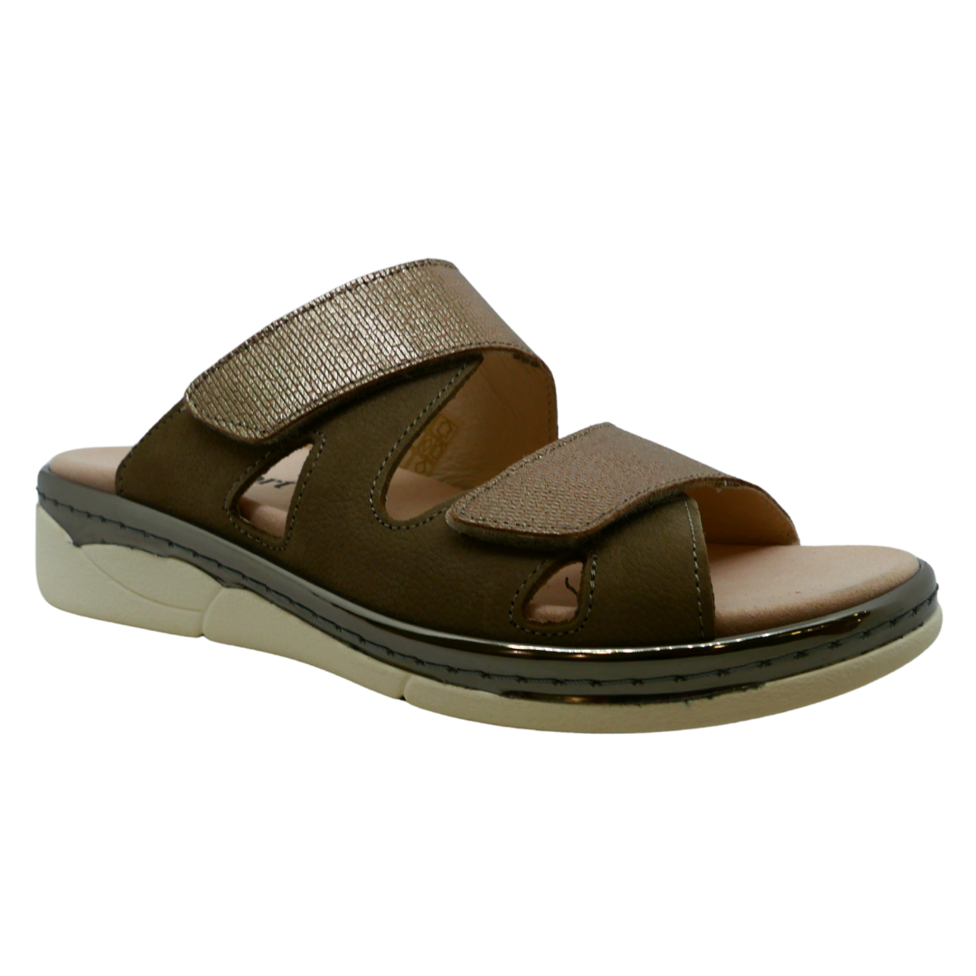 104934 - SANDALIA CON DOBLE TIRA DE VELCRO DESTALONADA